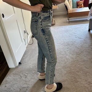 Abercrombie Women's High Rise Acid Medium Wash Mom Jeans 26